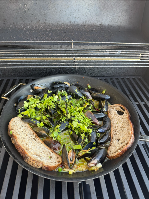 Grilled Mussels with Green Herbs